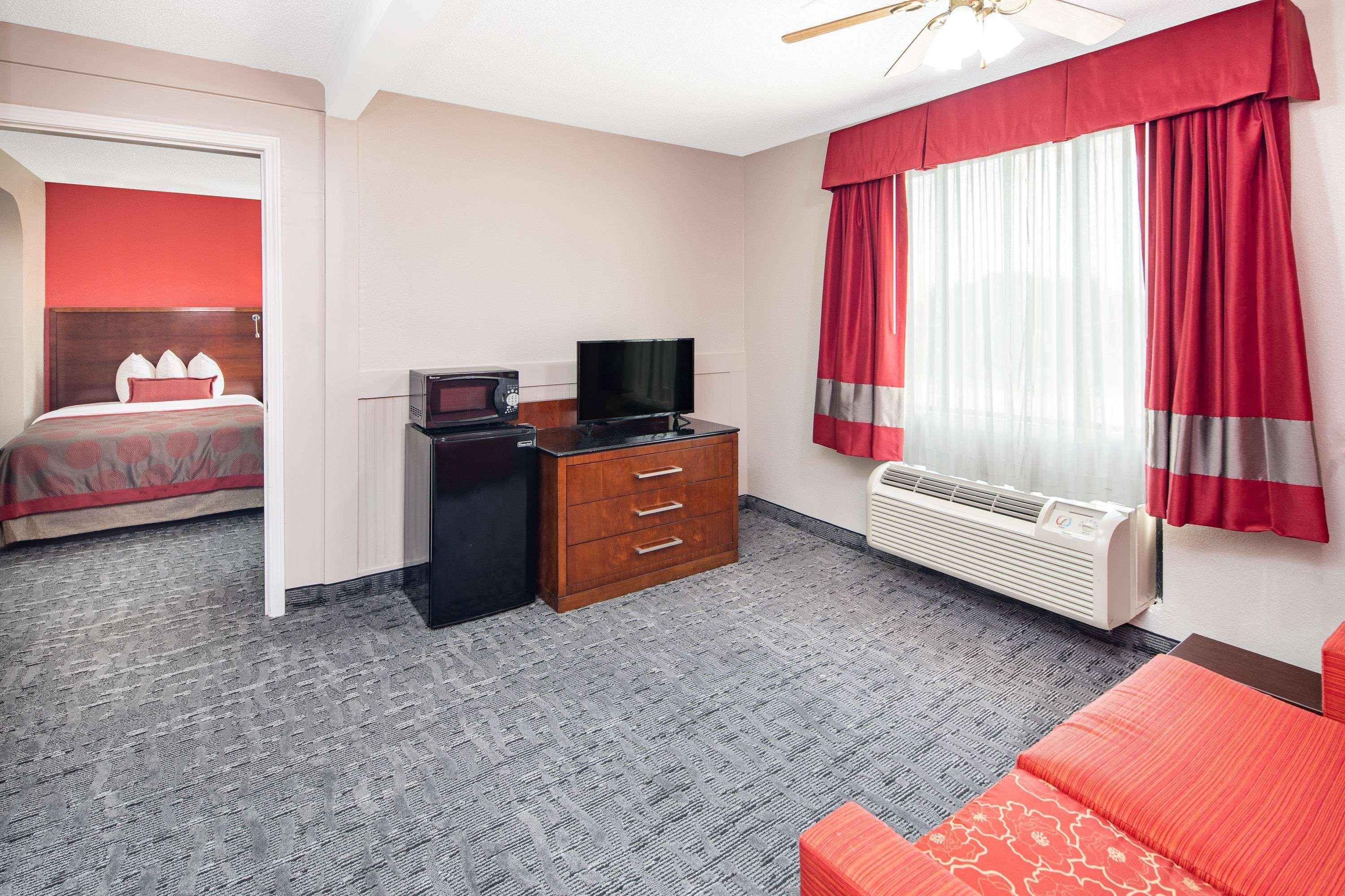 Hotel Ramada By Wyndham Alpharetta Atlanta North Exterior foto